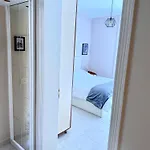 Seaview Antan Apartment Durres *